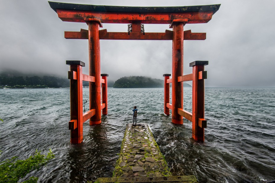 A stormy day by the lake at Hakone. Foto de Solar Art Photography