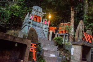 Pequeño templo Inari